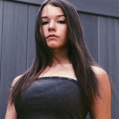 Nikki Woods Wiki [Tiktok Star] Biography, Net worth, Age, Height ...